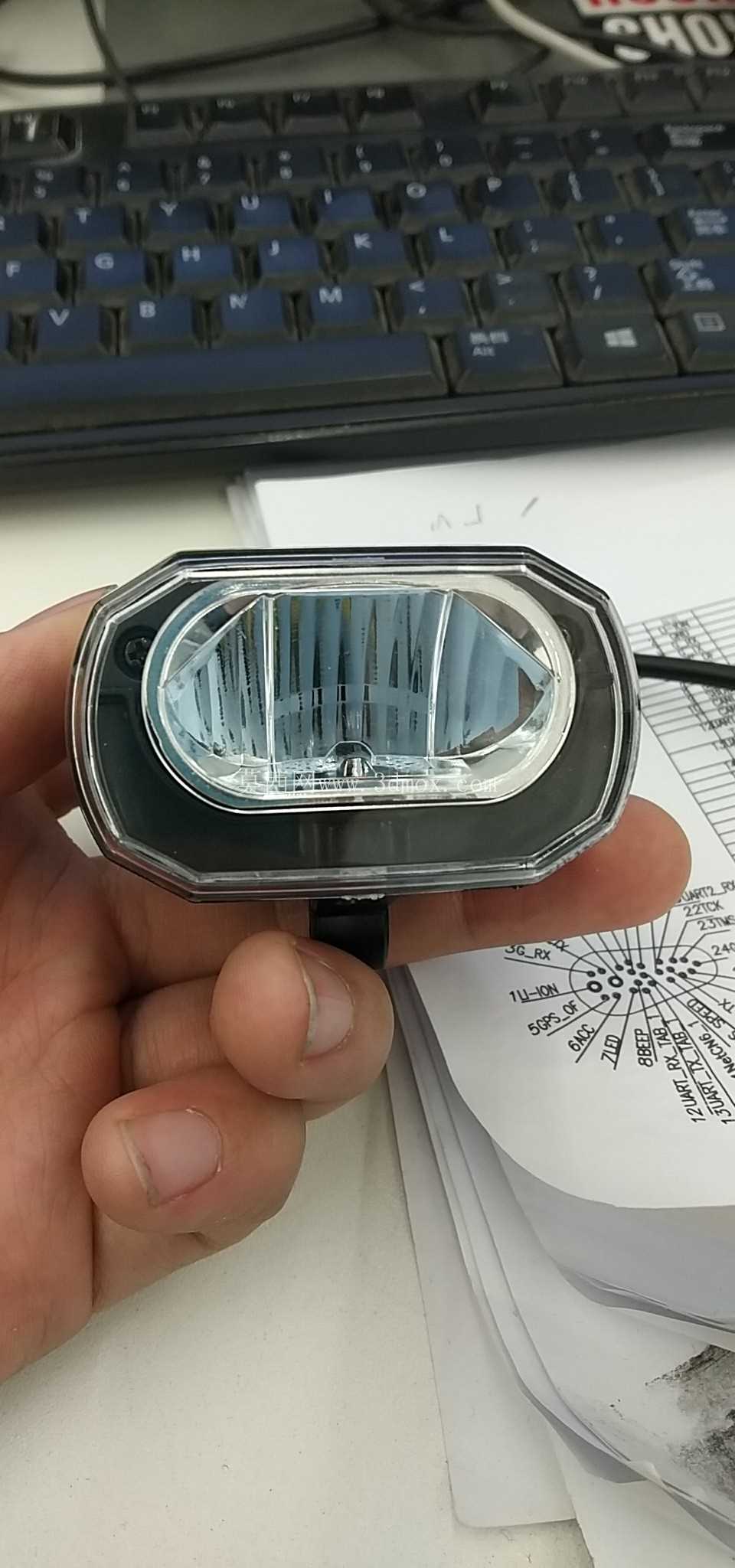 HL3001 �綯���г�ǰ��