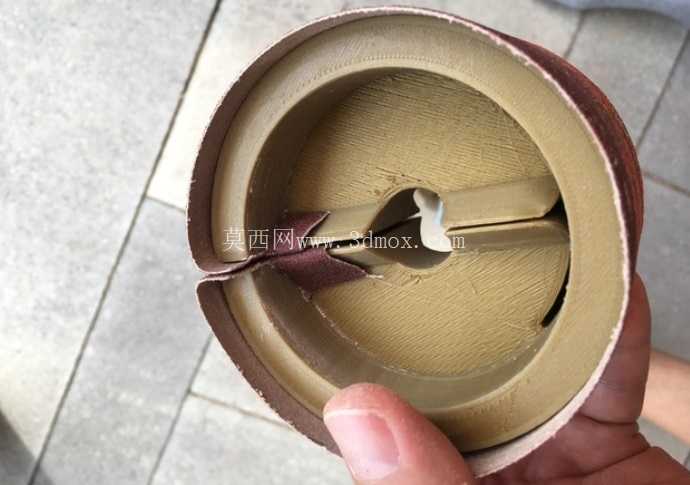用于防止轮咬的研磨缸