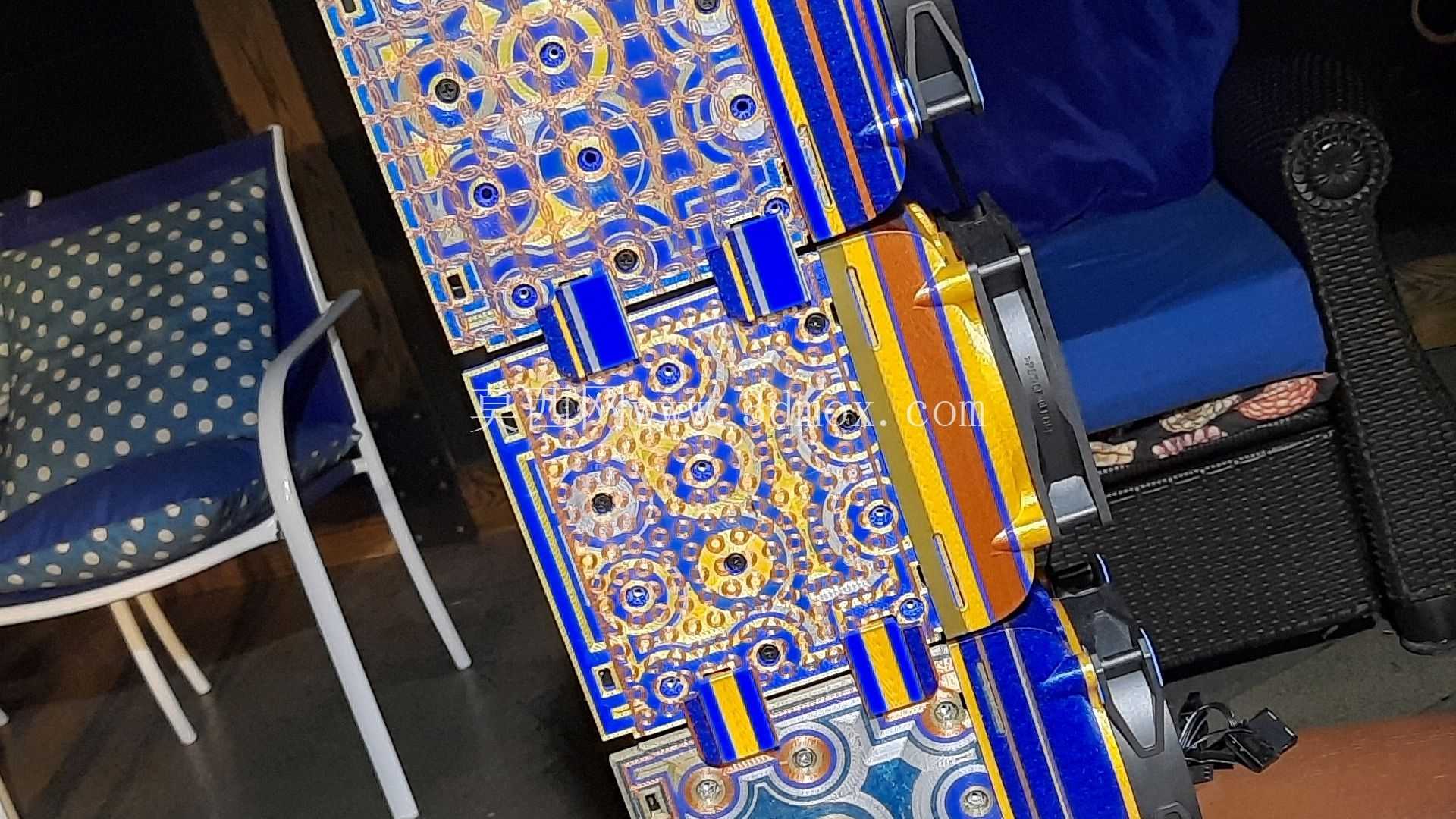 'Printaquad' 3D��ӡ�ɶѵ���Ӳ��֧�ܣ���120mm���Ȱ�װλ�ʹ�ֱ֧��ѡ��