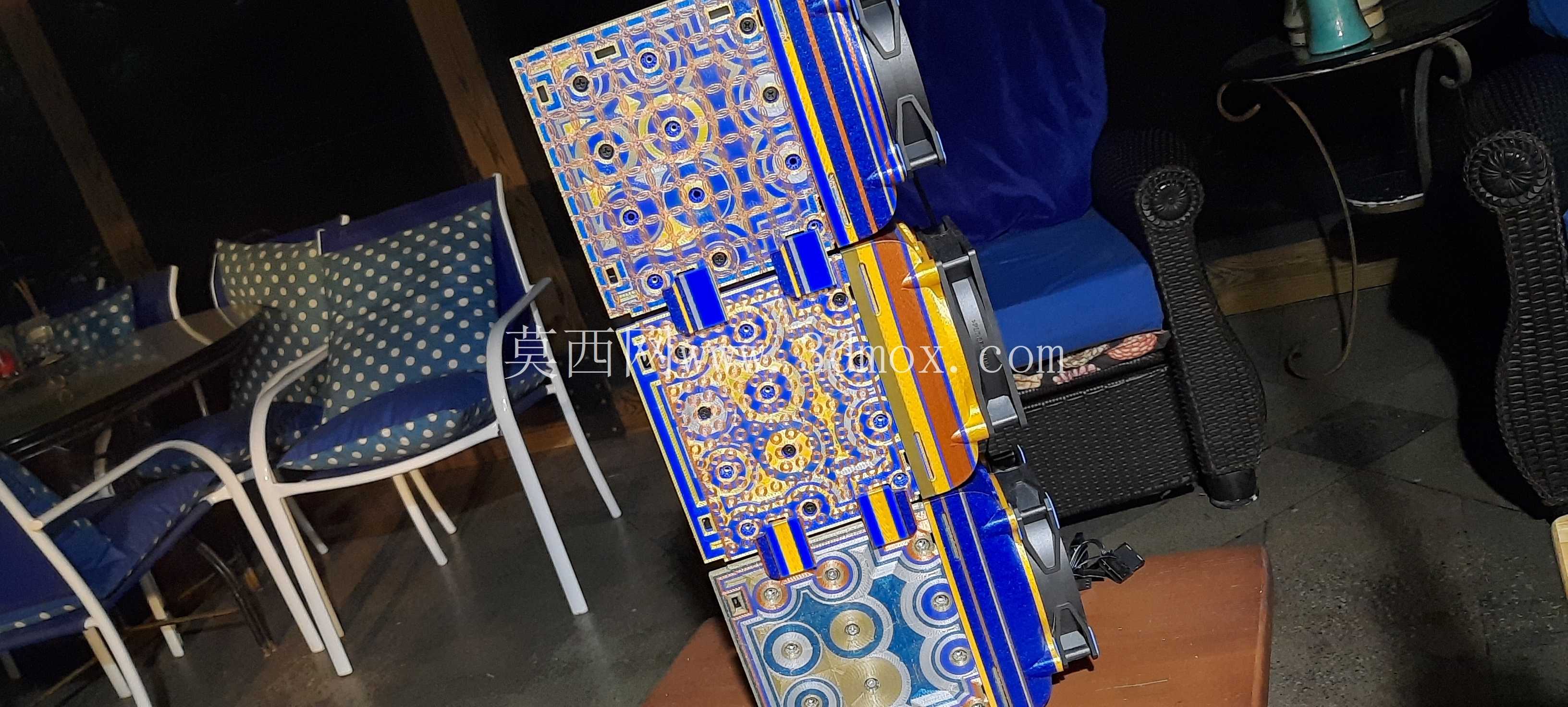 'Printaquad' 3D��ӡ�ɶѵ���Ӳ��֧�ܣ���120mm���Ȱ�װλ�ʹ�ֱ֧��ѡ��