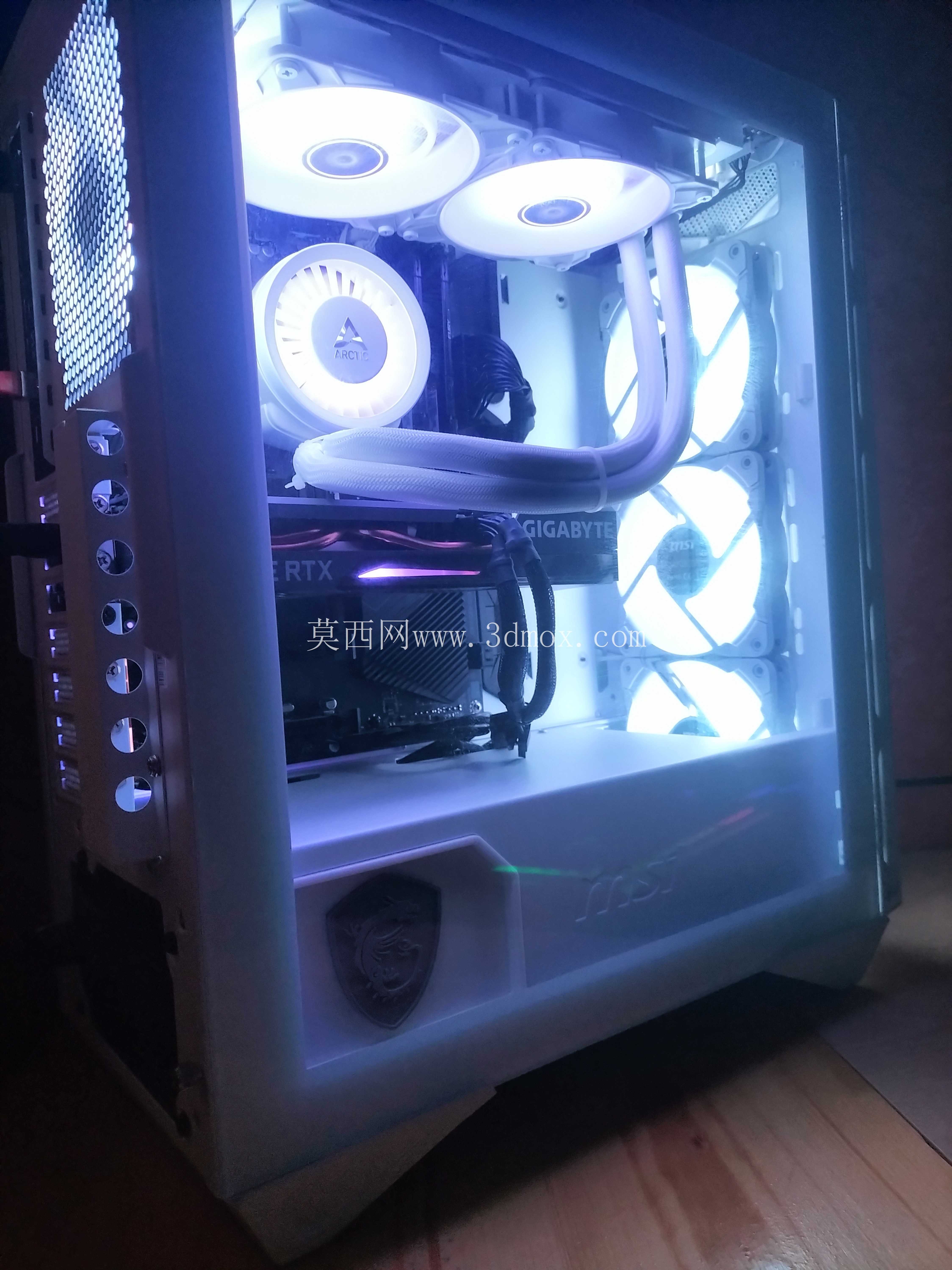 MSI Gungnir 110R ��Դ��