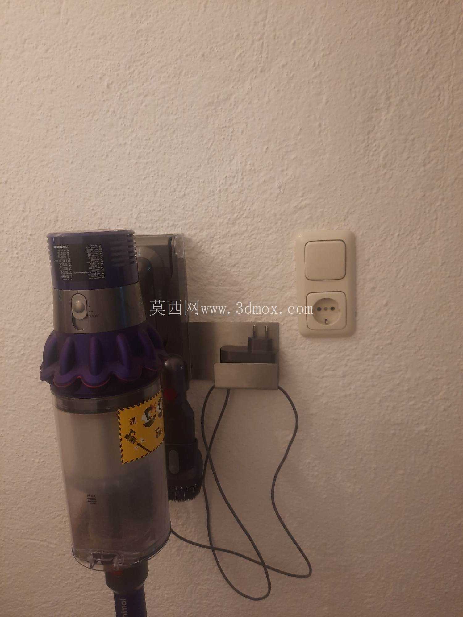 ��ɭ֧��ǽ
