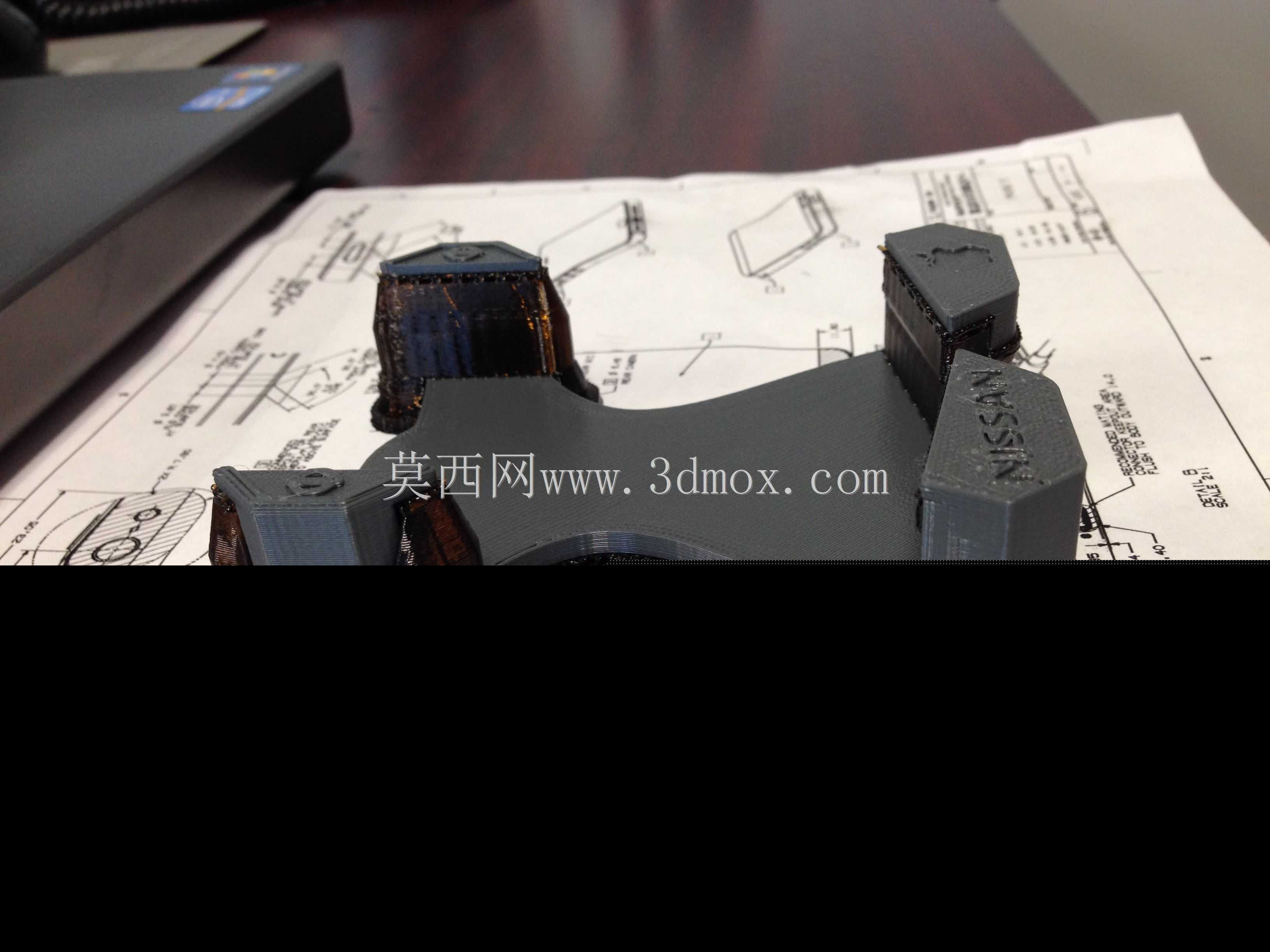 iPhone 5���Ƴ���֧�ܣ���Speck�ֻ���