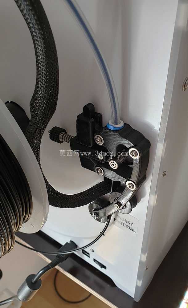 Ultimaker 2 �Ľ������ͺĲ�ָ��