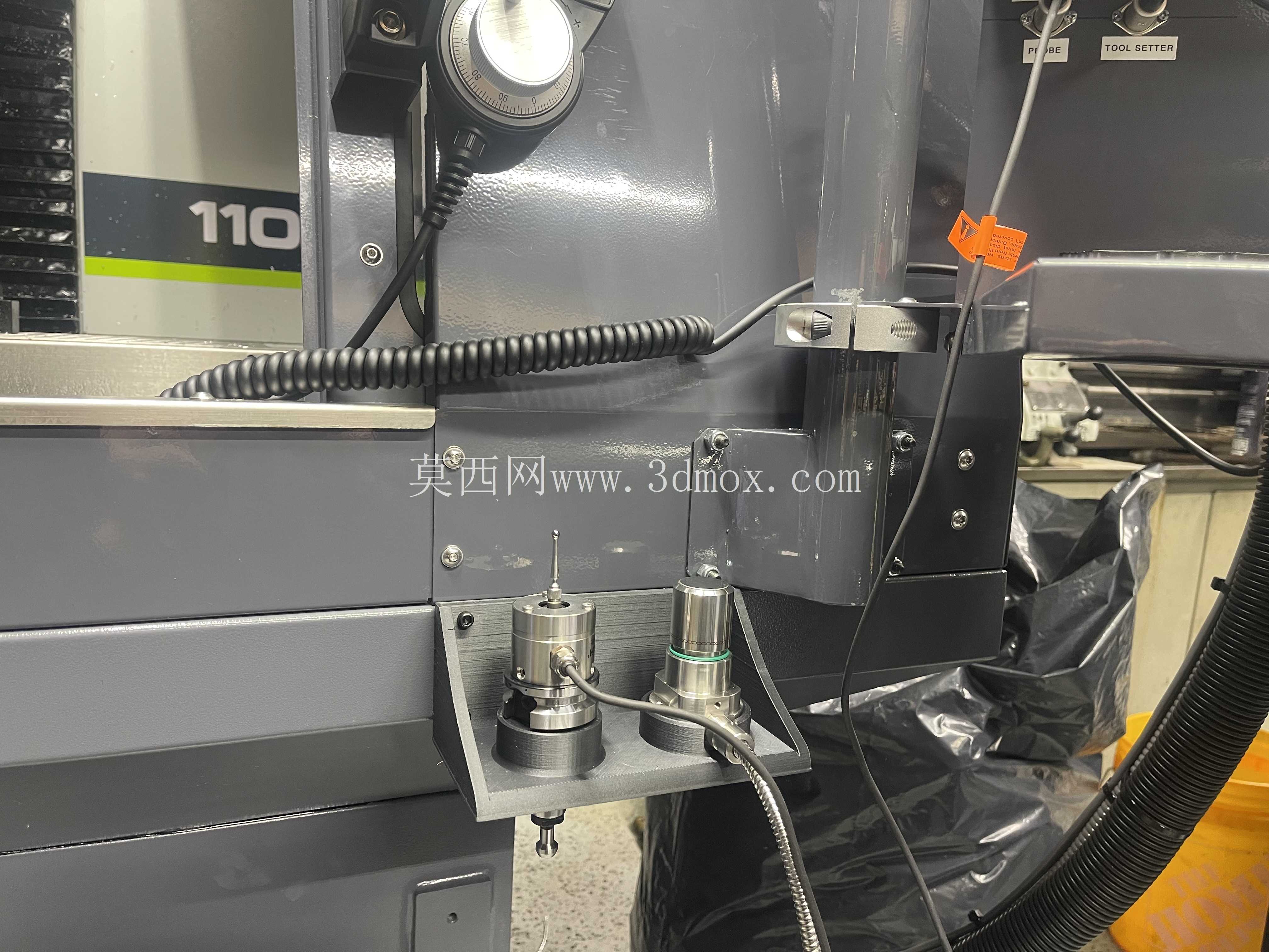 Tormach 1100MX 探头和对刀仪托盘