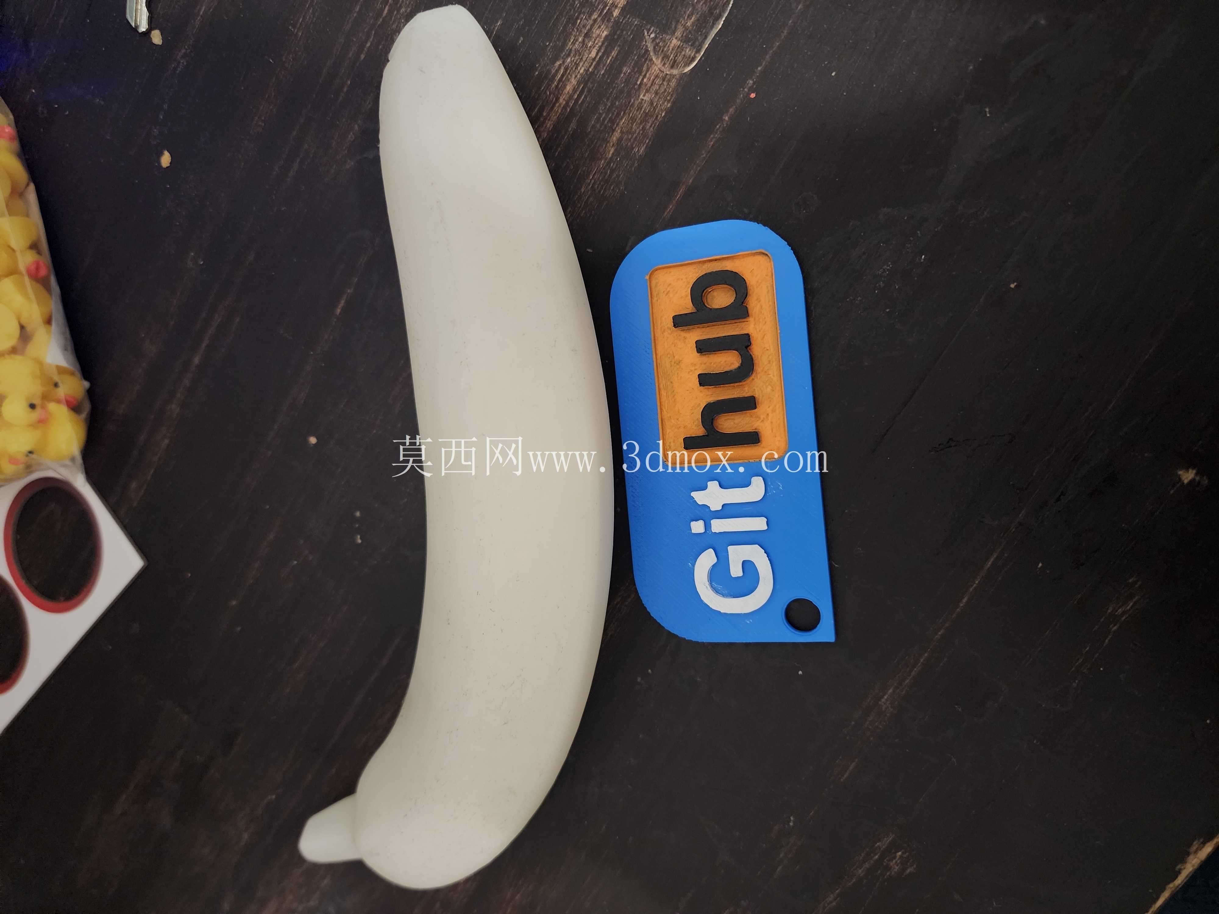 HUB“平均”钥匙串 - GitHub – 25mm NFC 标签
