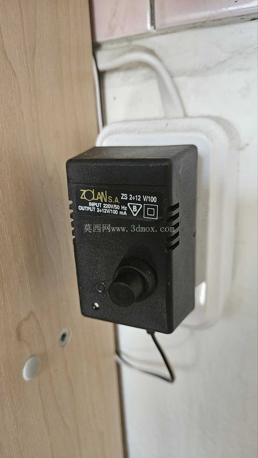猫饮水器