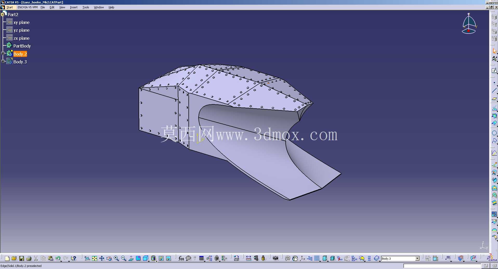 用于 3D 打印的 MáV 扫雪机底盘和车身