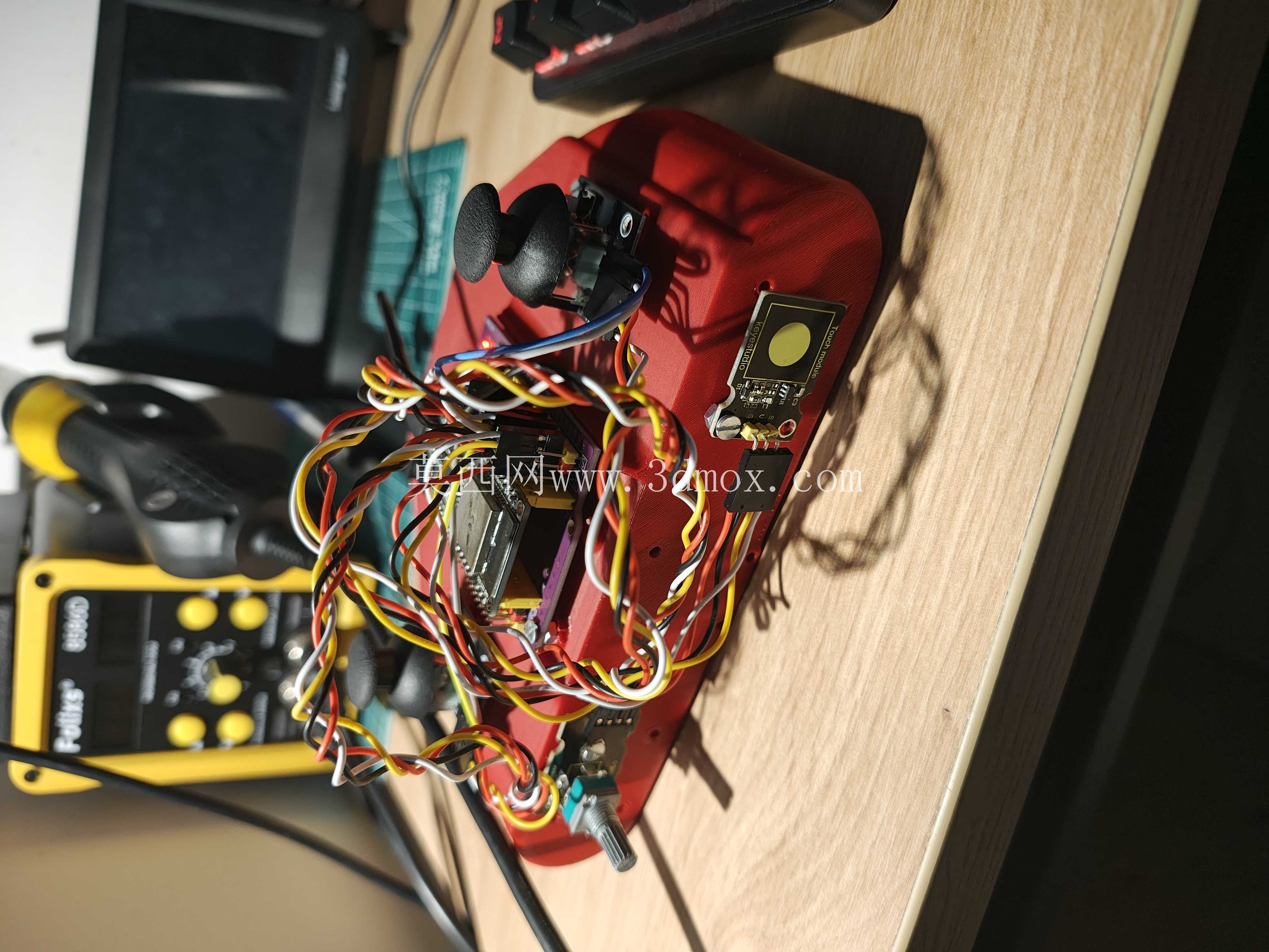 ESP32_MQTT_���ݸ�