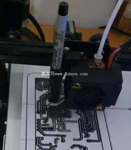 3D打印机笔座(Sharpie Mount)