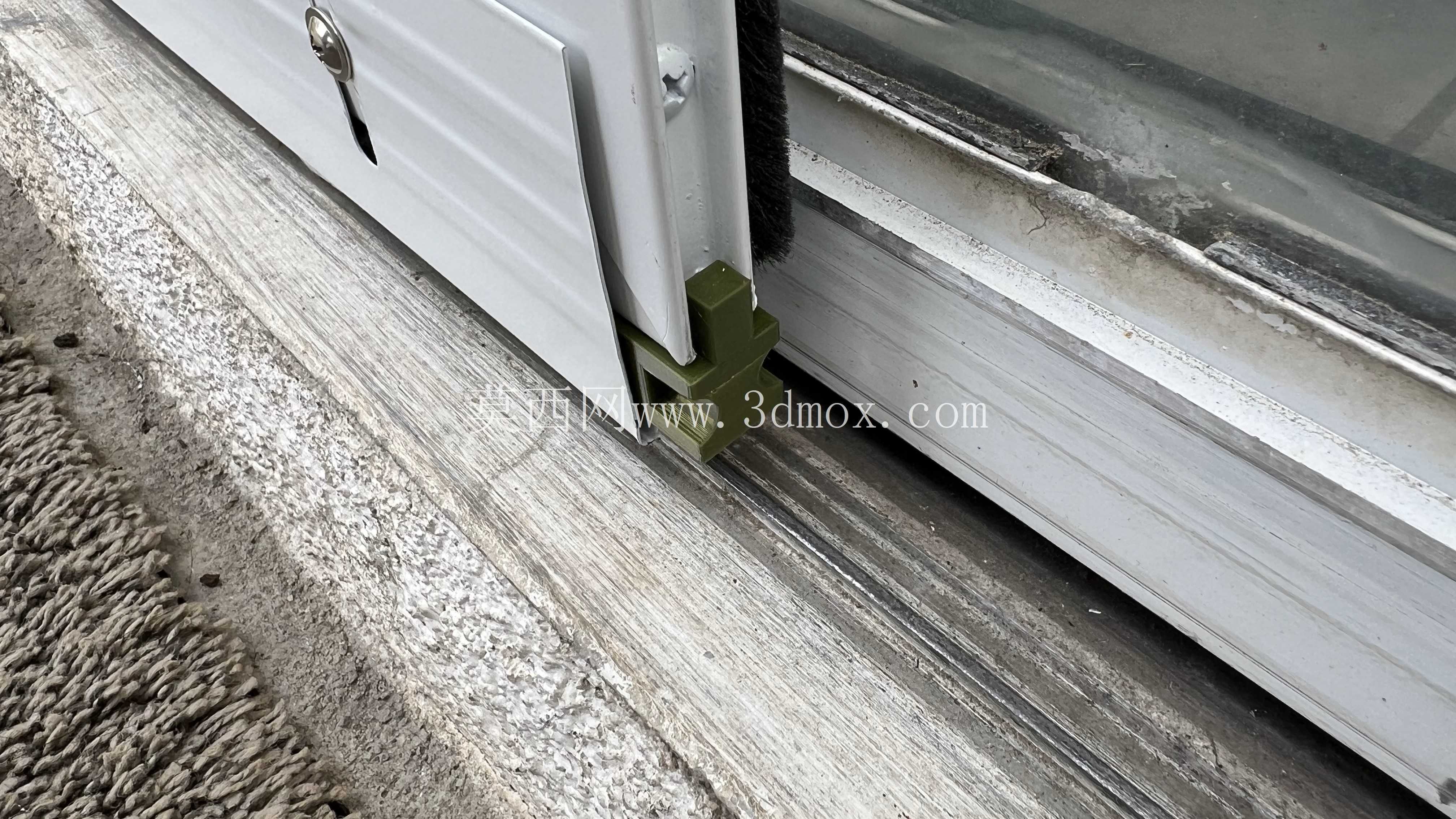 滑动露台纱门高度控制垫片