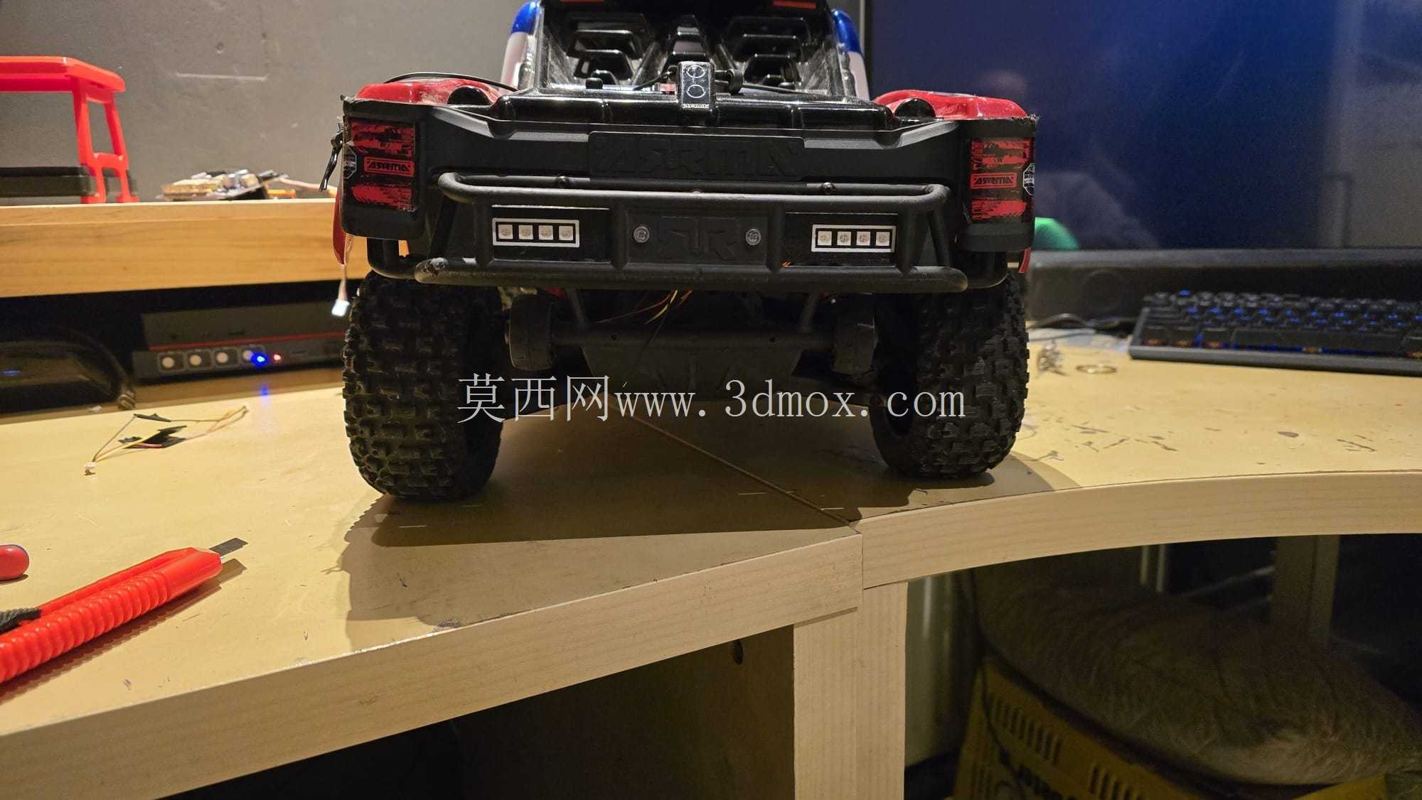Arrma Mojave 4S �Ʊ��� 8Xleds