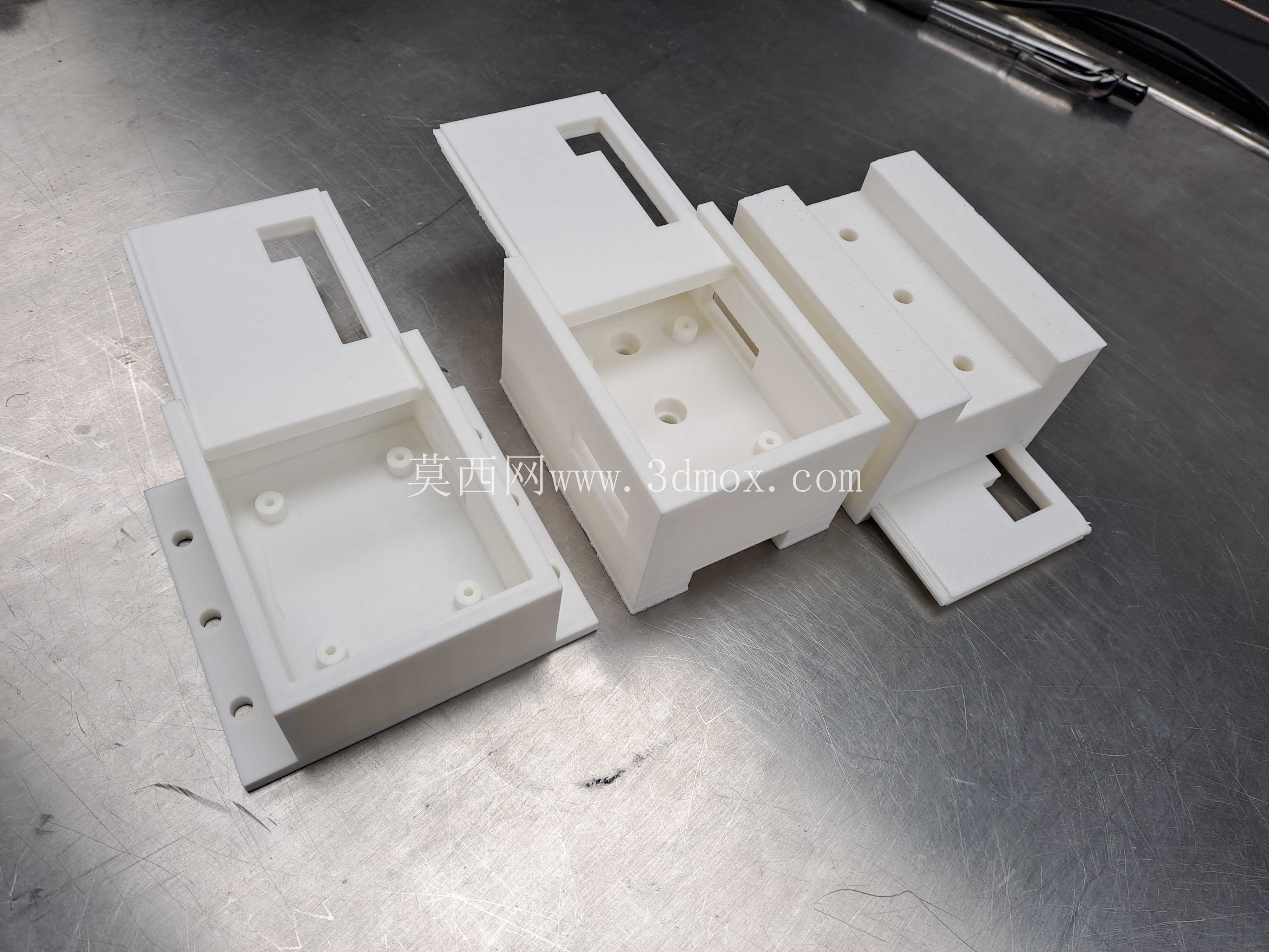 用于 30mm ALU 挤压件的储物盒