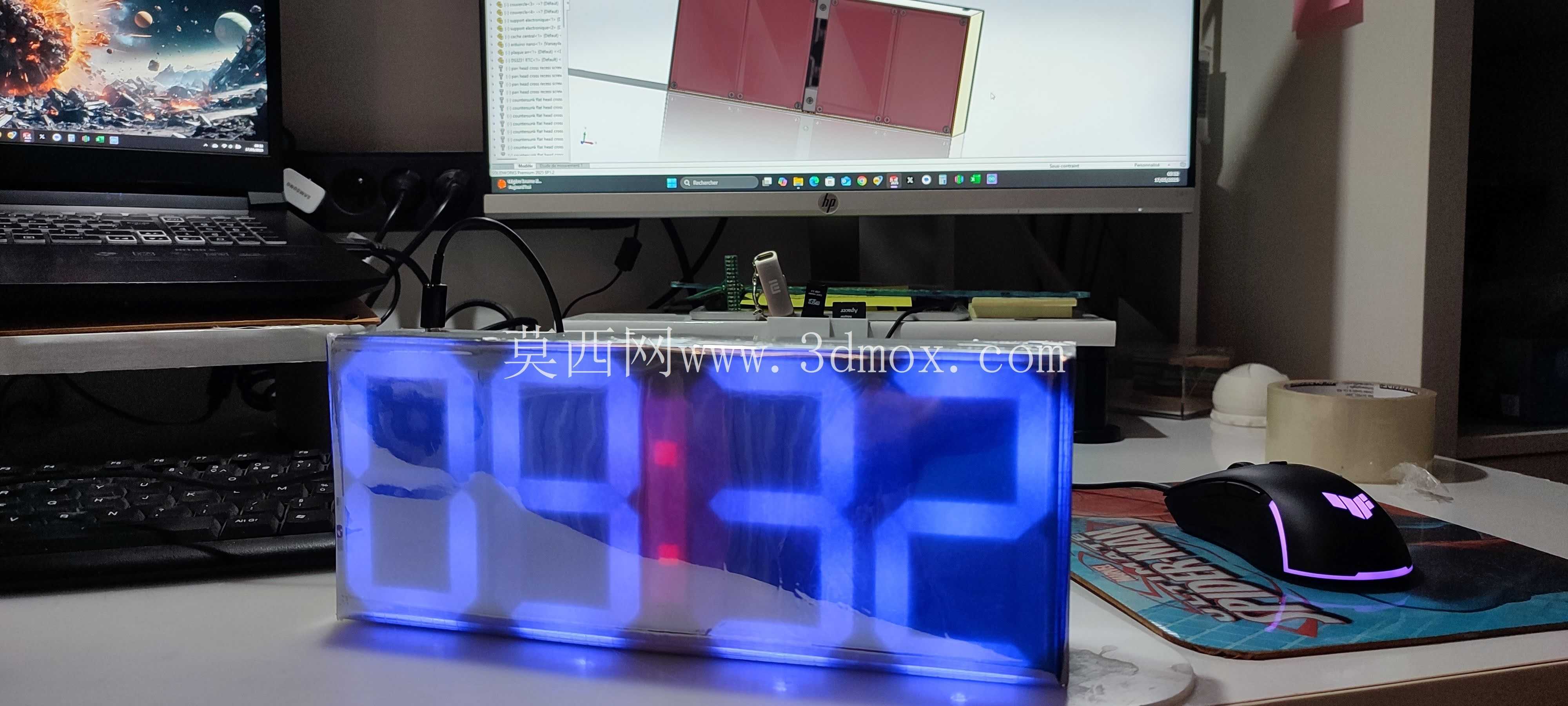 ʱ�� + ���ڣ�RGB LED W2812��