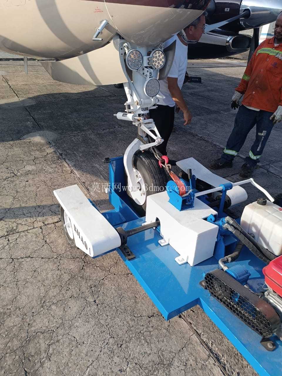Rebocador de aeronave���ɻ��ϳ�/�����ϳ���
