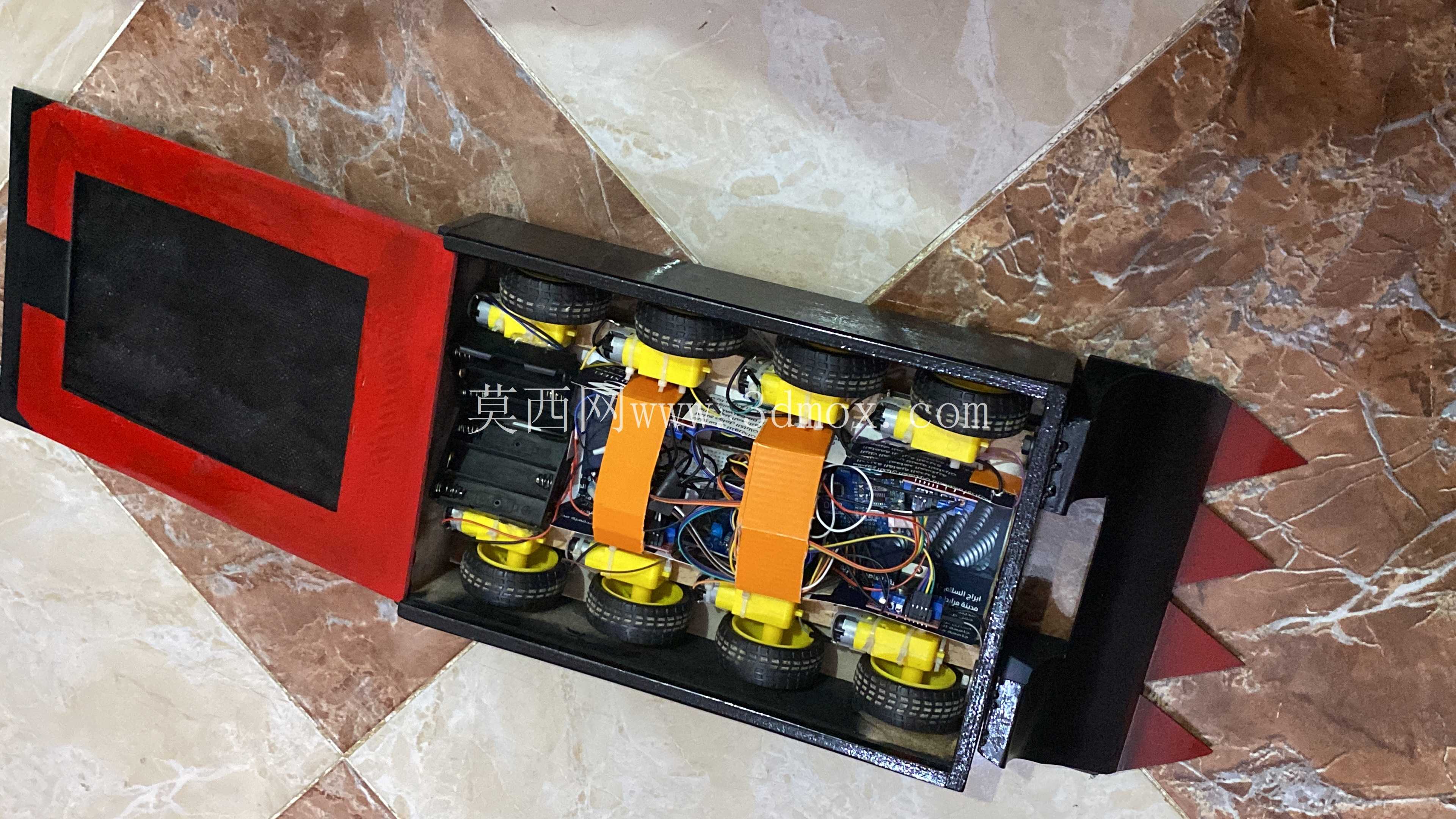 Battle Bot RC – 完整机械设计 (SolidWorks)