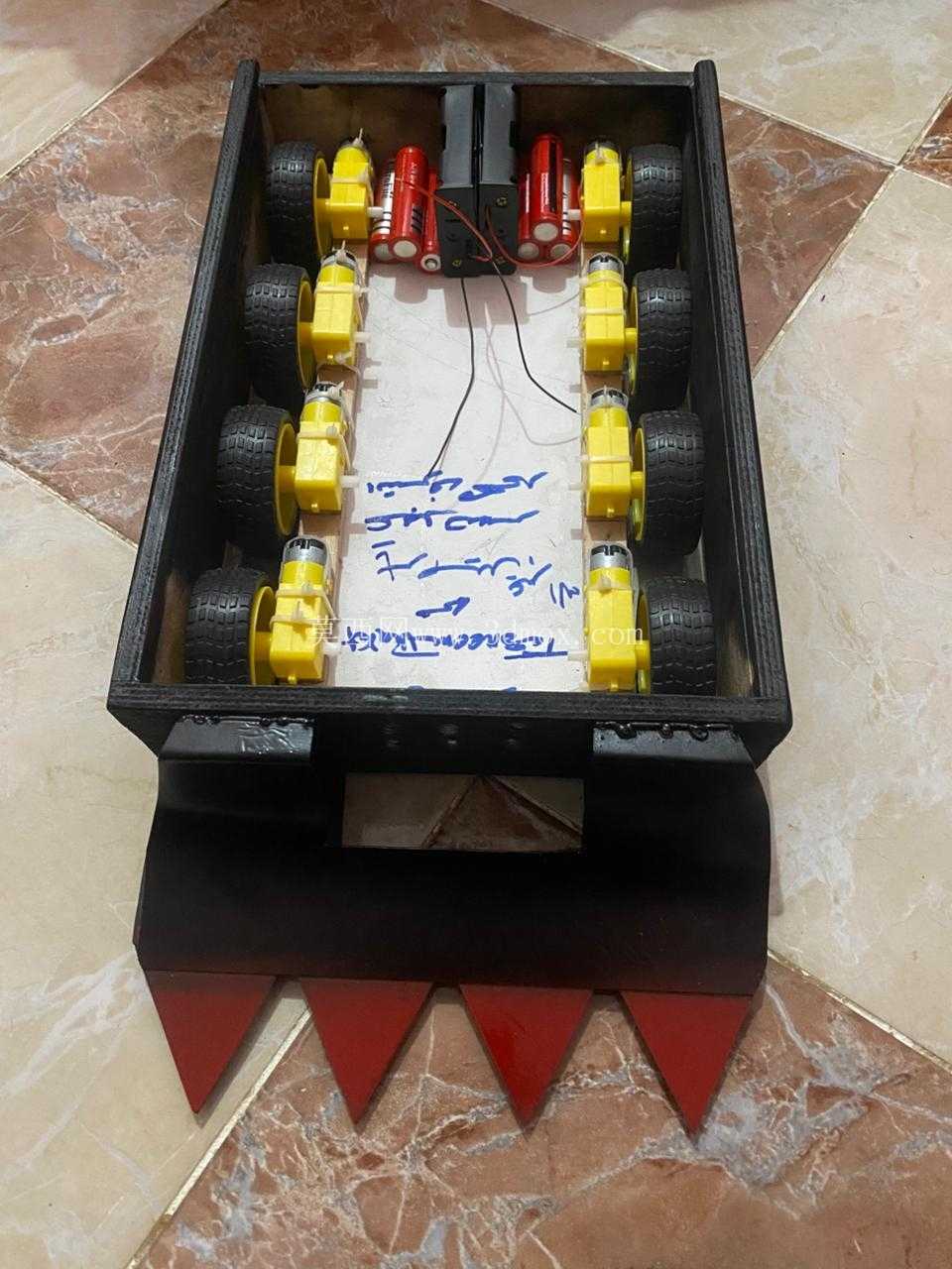 Battle Bot RC – 完整机械设计 (SolidWorks)