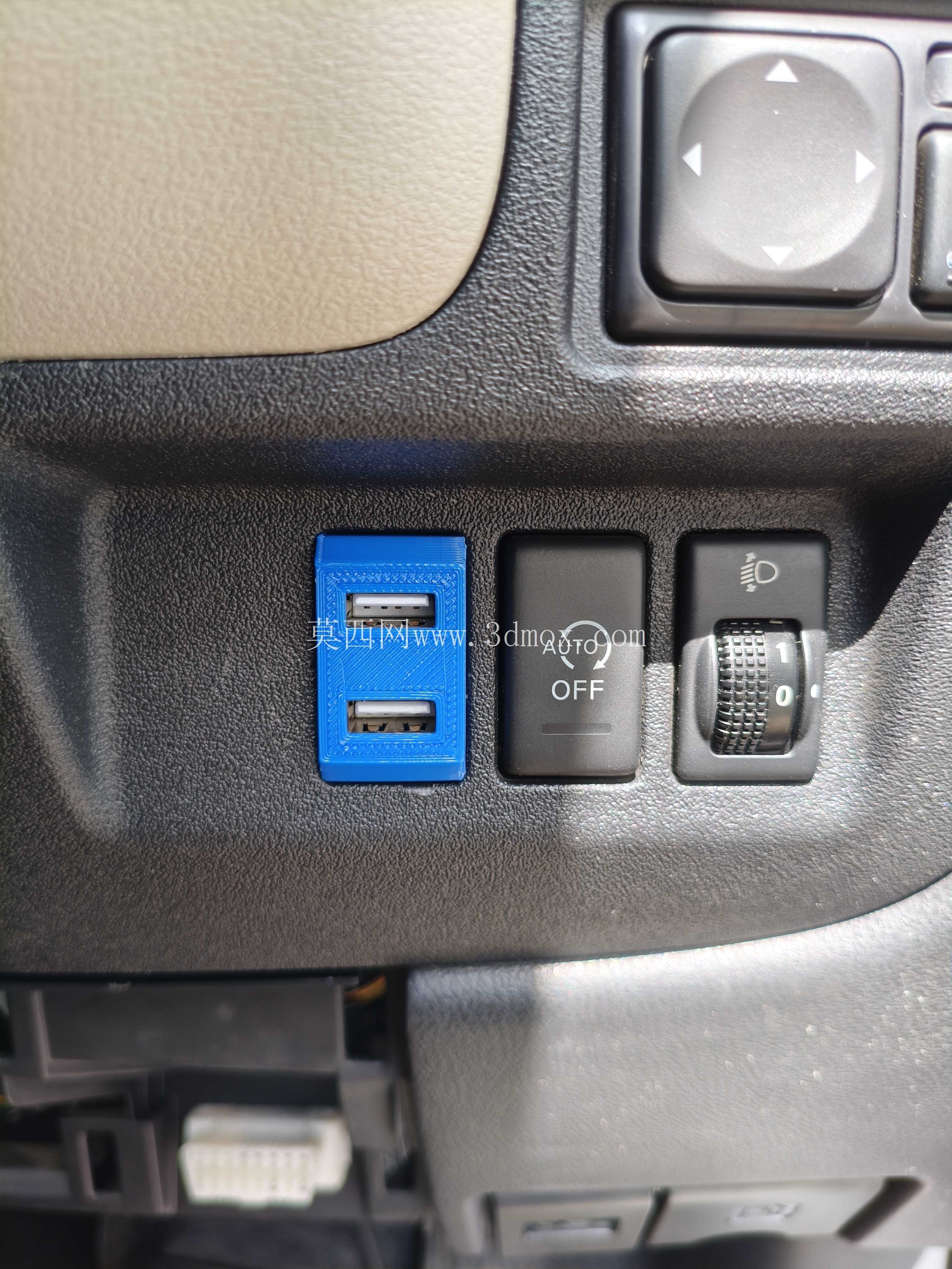 日产 March K13 USB 输入端口