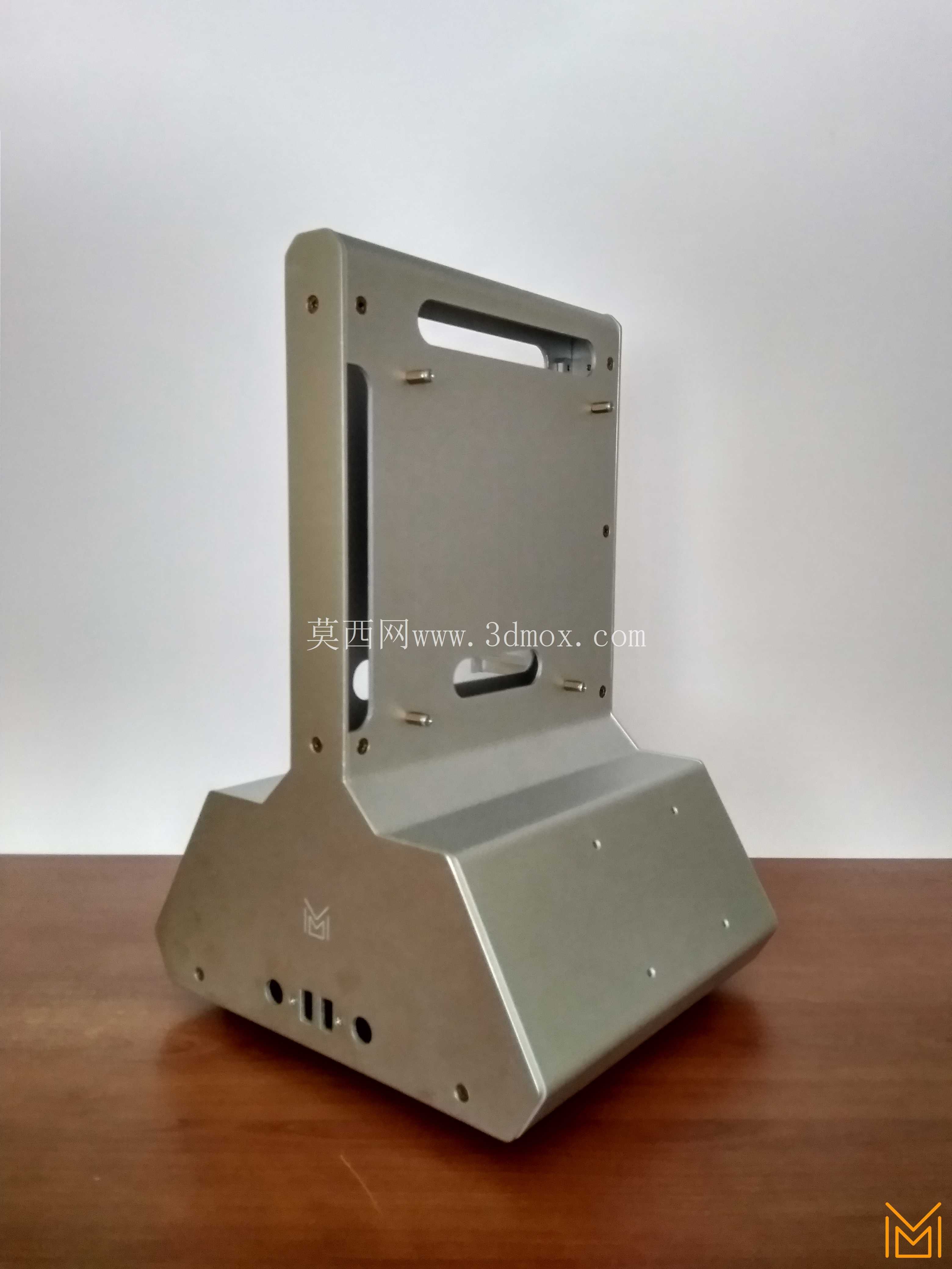 ITX evo – 简单的 PC 机箱