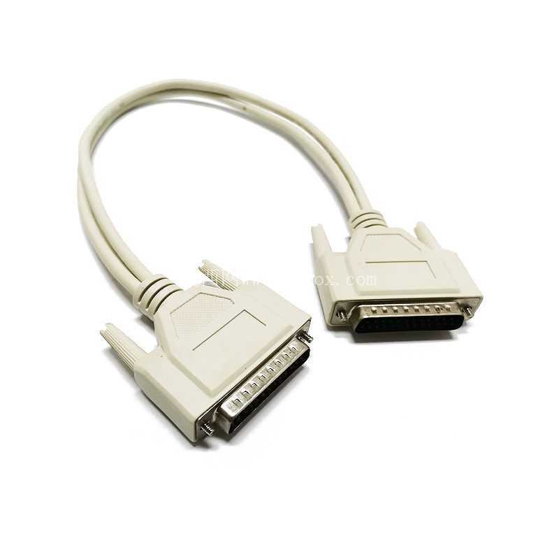 带音频输出的 HDMI 至 VGA 转换器 - 紧凑型适配器(QH Industrial)