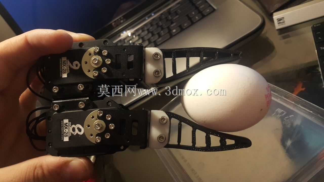 被动夹持器