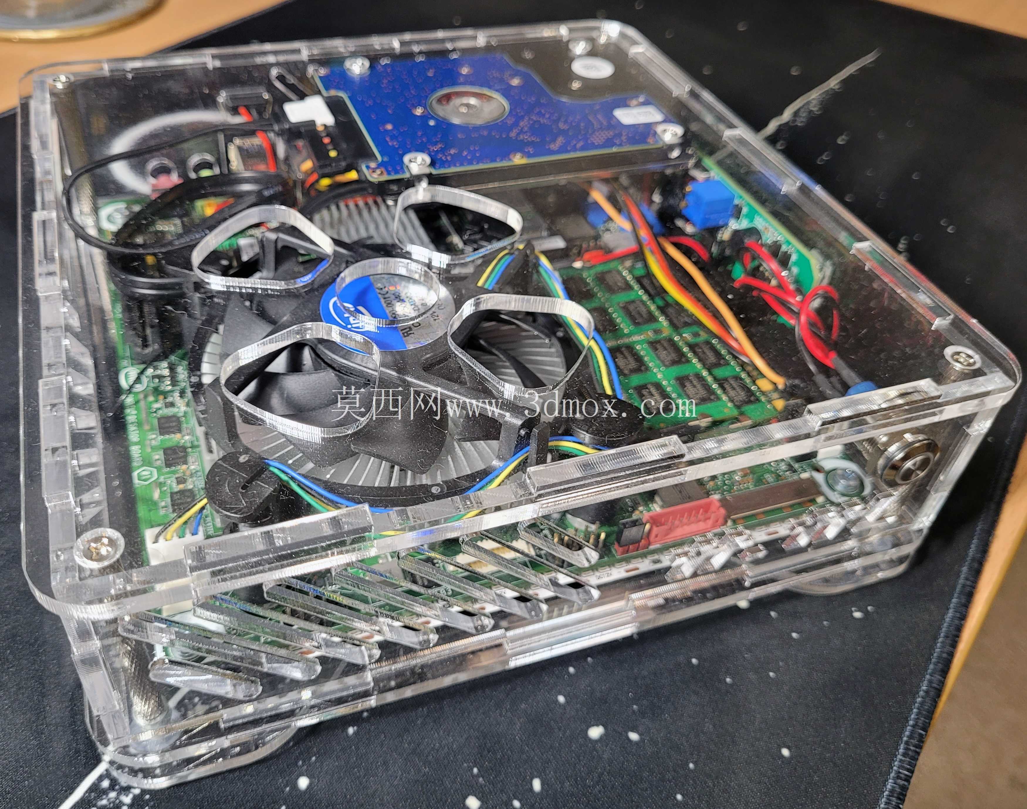 �������ܵ������õ� Mini-ITX PC ���䣨�����и��ǿ�����ƣ�