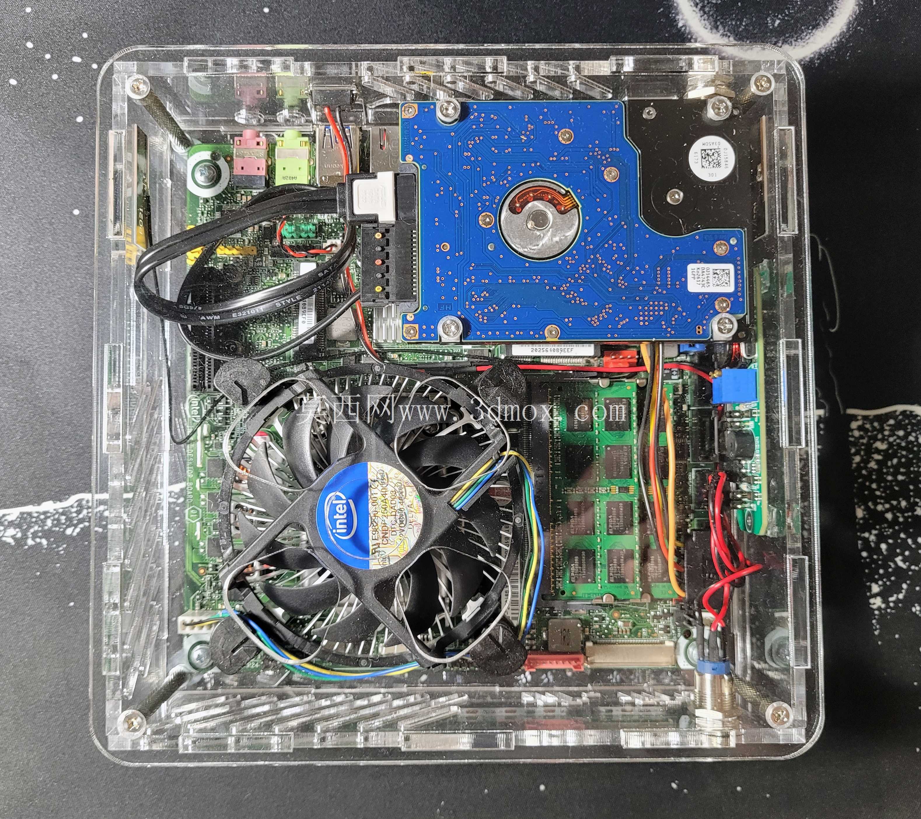 �������ܵ������õ� Mini-ITX PC ���䣨�����и��ǿ�����ƣ�