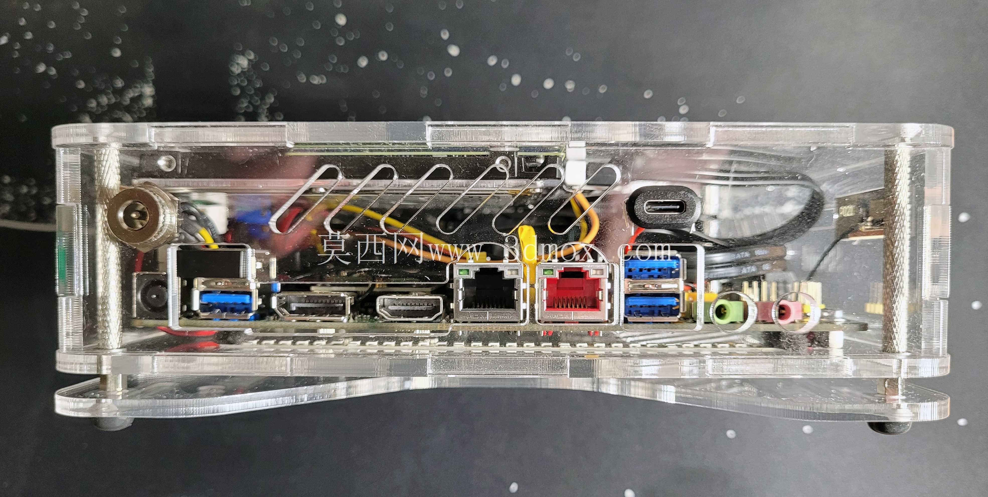 �������ܵ������õ� Mini-ITX PC ���䣨�����и��ǿ�����ƣ�