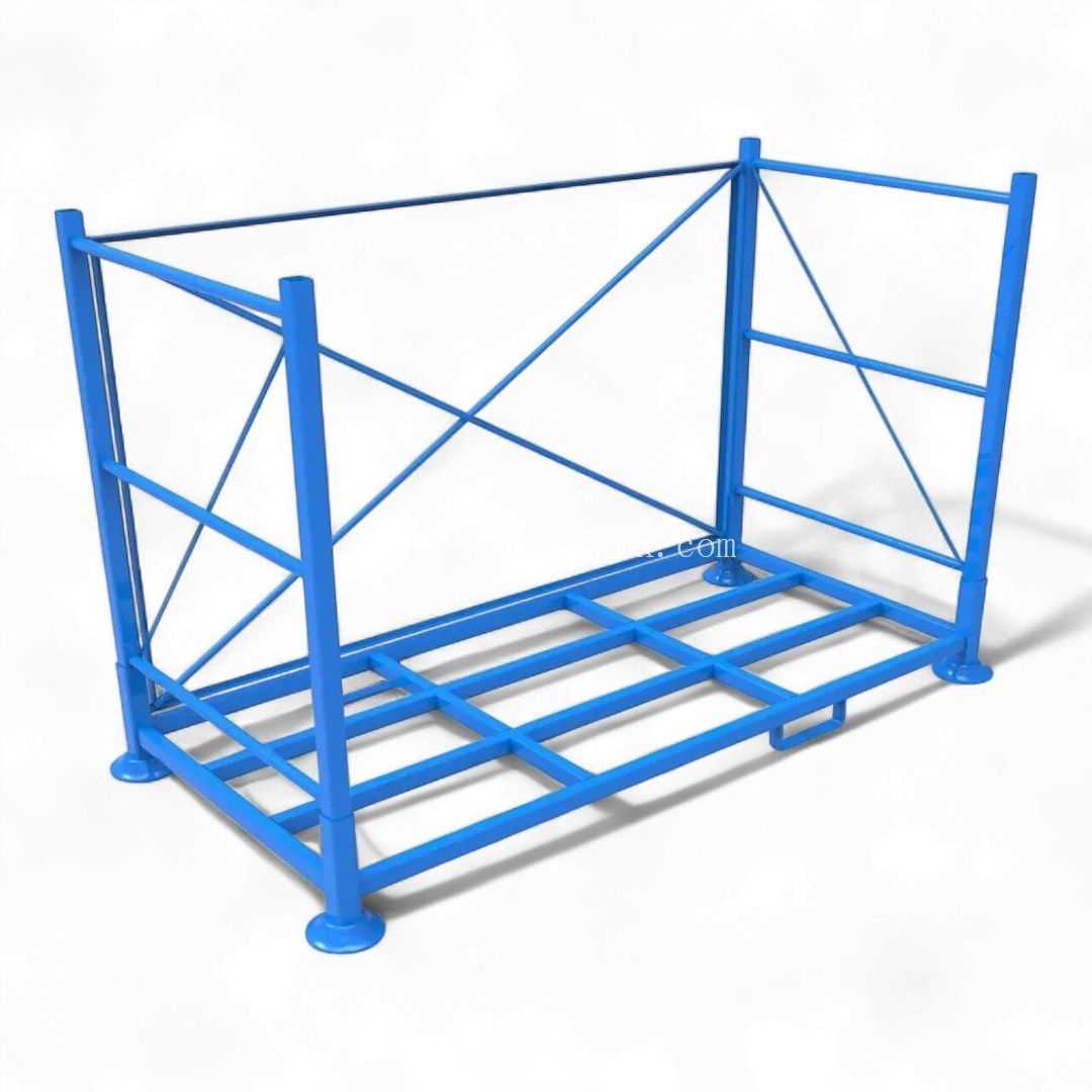 带十字框架侧护板的桩托盘 — 1,500 kg,可堆叠 4×
