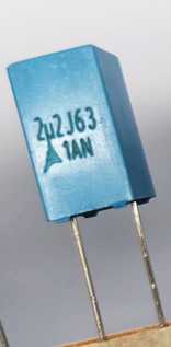 ��Ĥ����2,2uF 63V