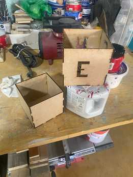 Caja ensamblada