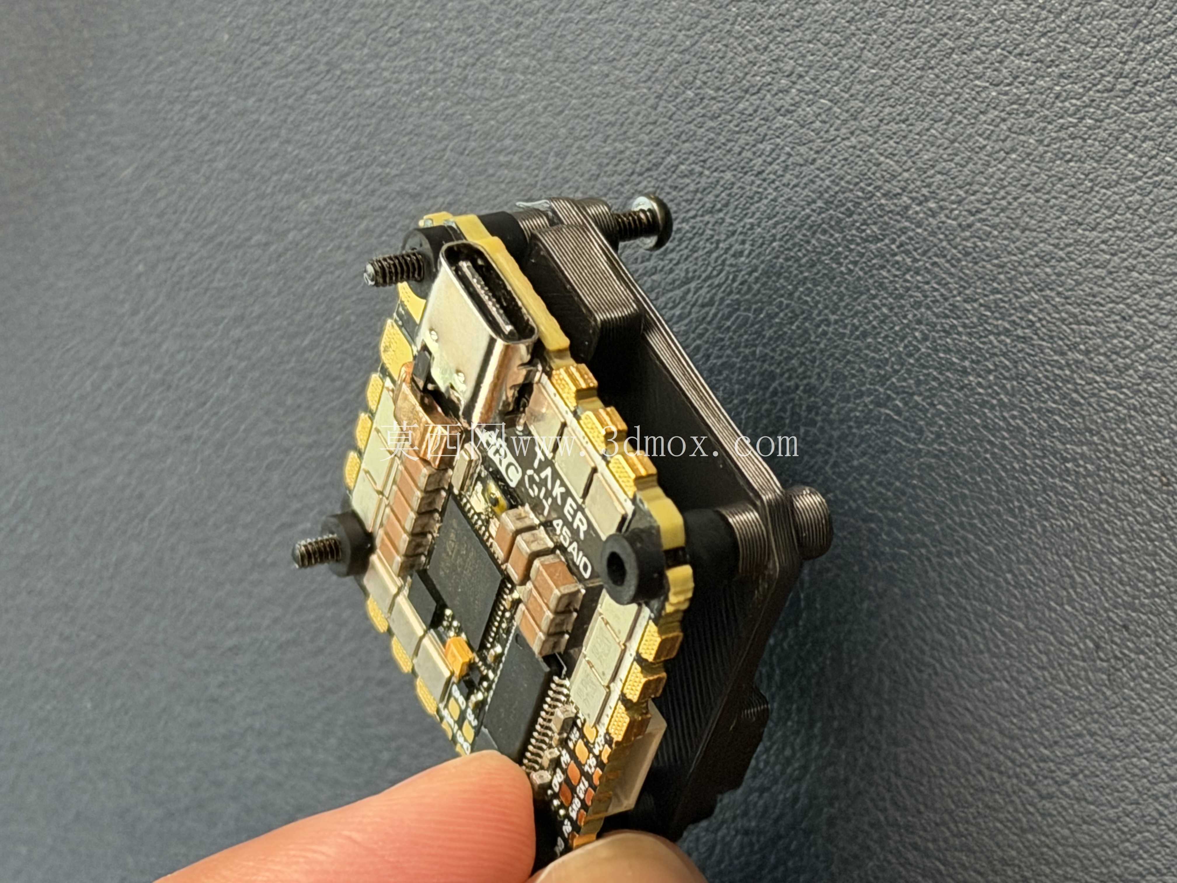 GEPRC Taker G4 AIO - G4 FC + 45A 2-6S ESC (25x25) �ߴ羫ȷ�� 3D ģ��