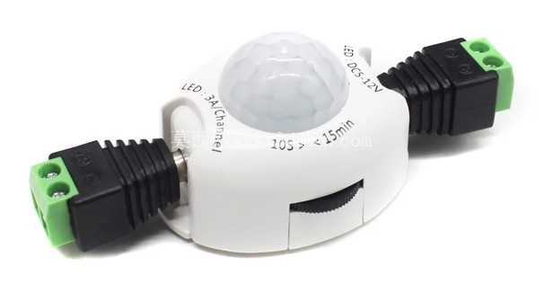 �ɵ����˶��������ƿ��� 5V 12V