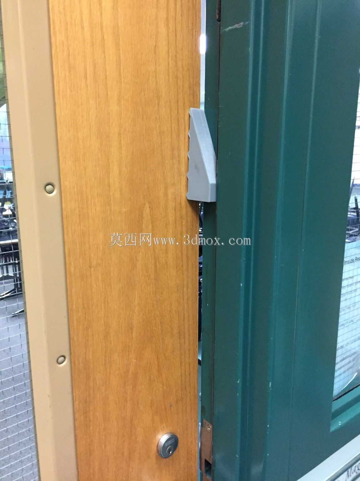 防入侵装置
