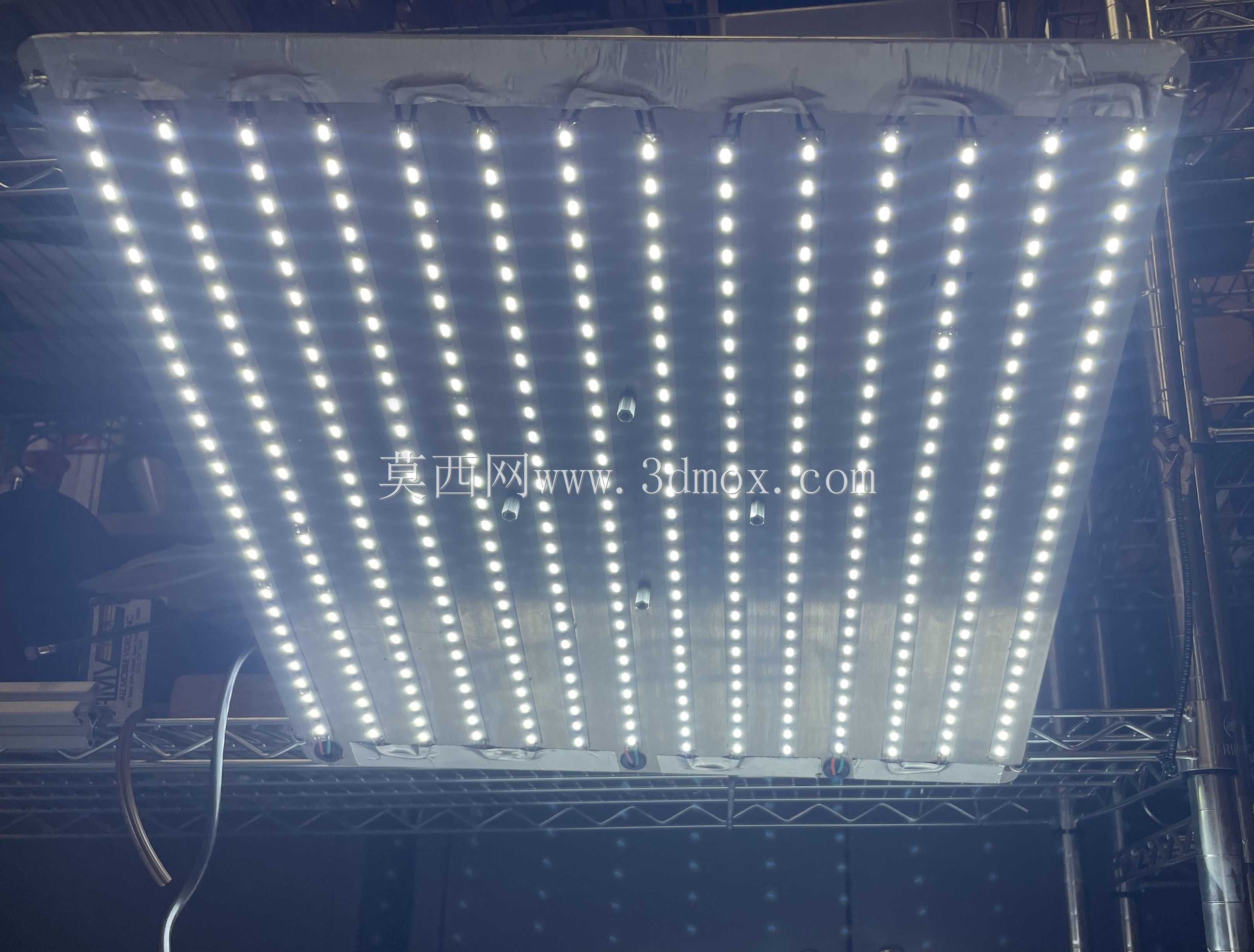 ����LED����������