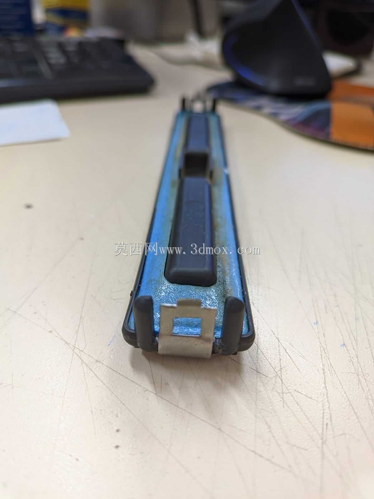 吉米空气滤清器盖的固定/修理