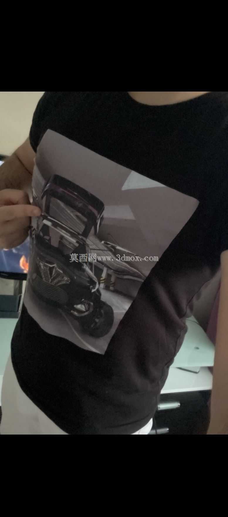 SUV����