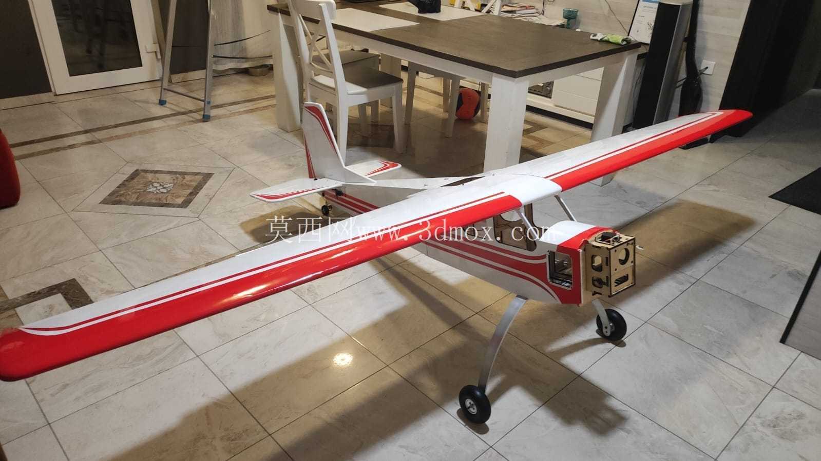 Valiant 30 cc ȼ��ң�طɻ�