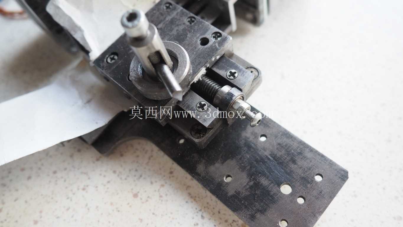 ������ Proxxon DB 250 �� CNC ���ߡ�