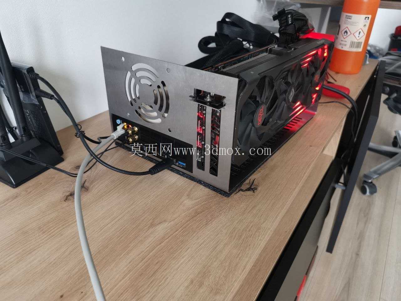带 ATX PSU 的 PC ITX 机箱