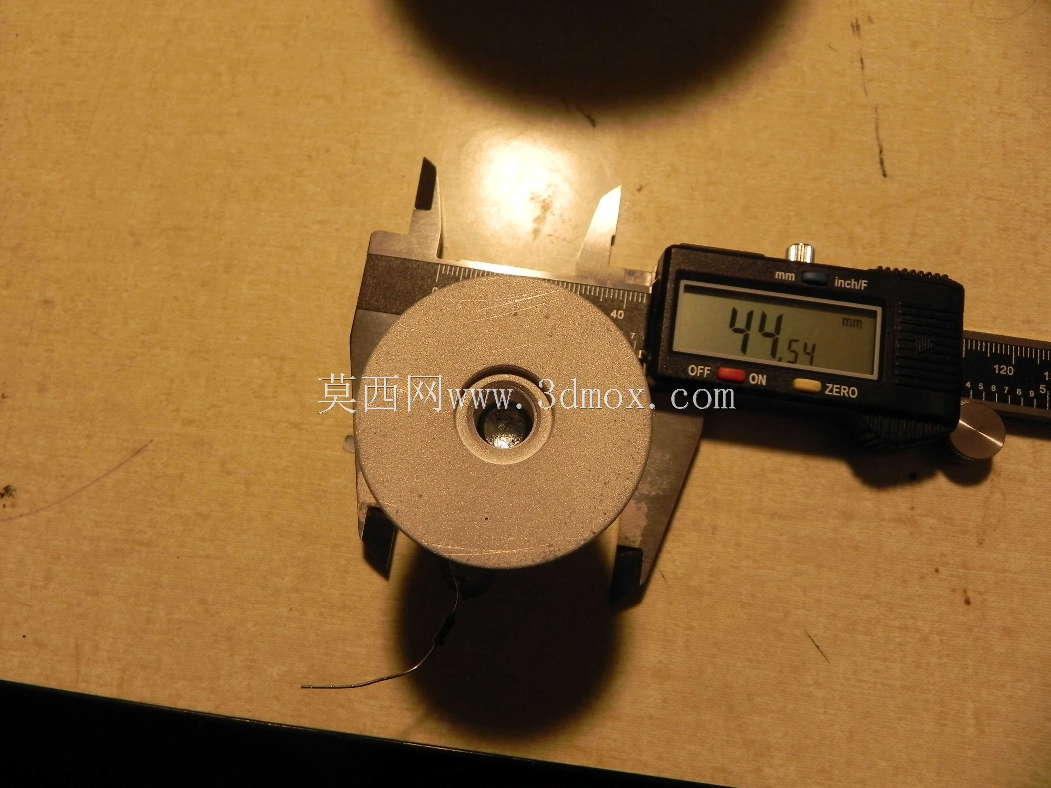 60��-40Khz PZT���������������������������