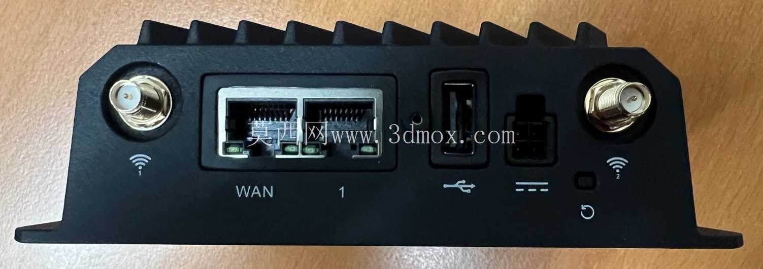 Cradlepoint R980 5G 路由器