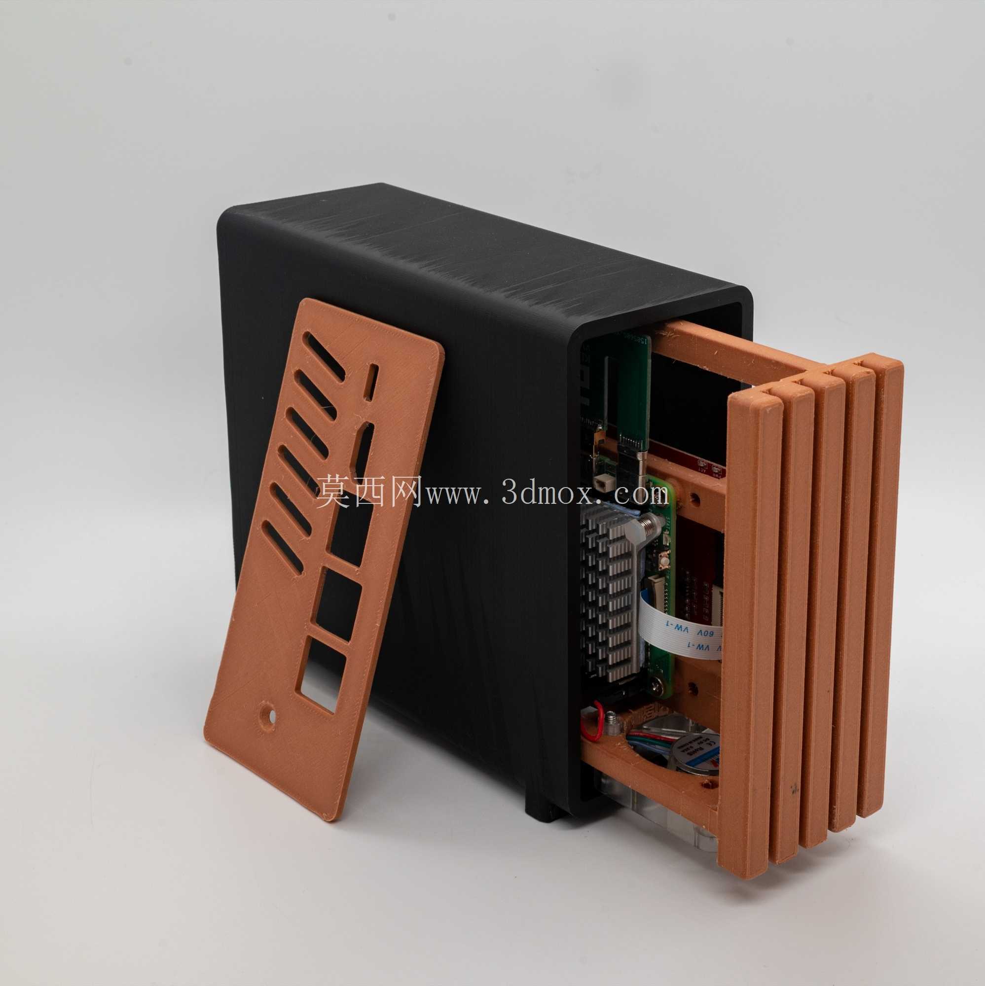 更换 Pi Raspberry Pi 5 3D 打印外壳