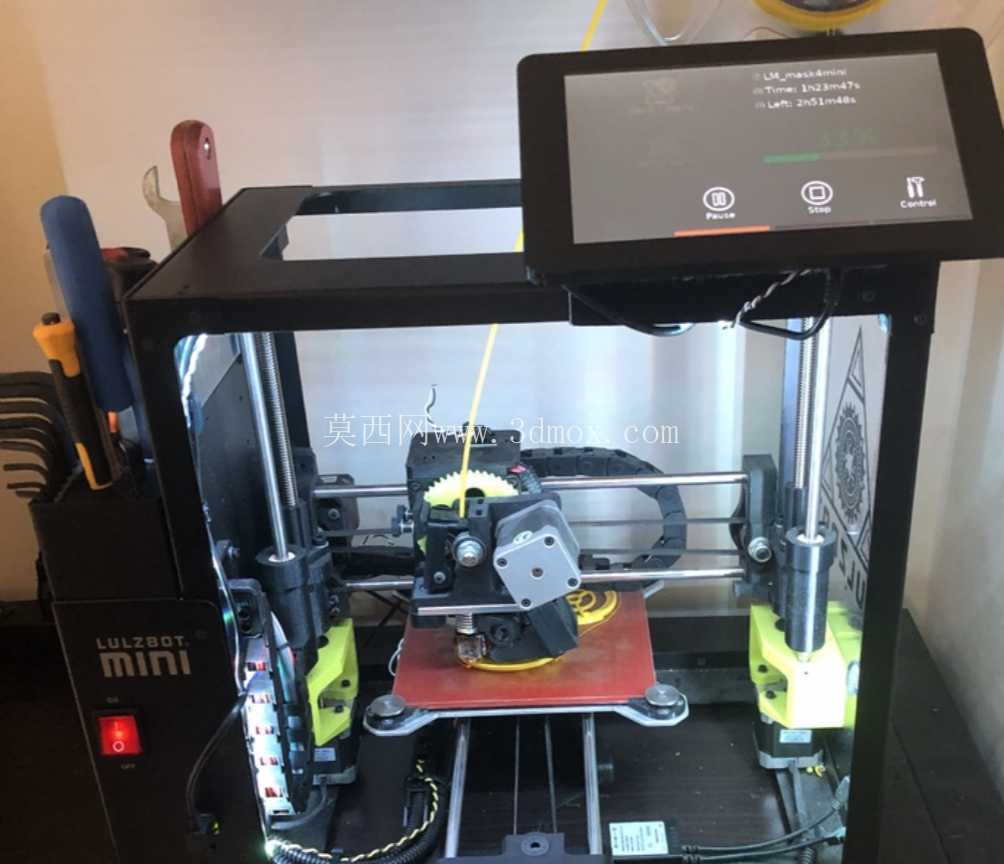 OctoPi 与适用于 Lulzbot Mini 的 OctoScreen 安装座