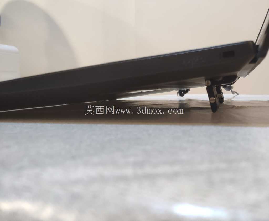 联想L3340展台
