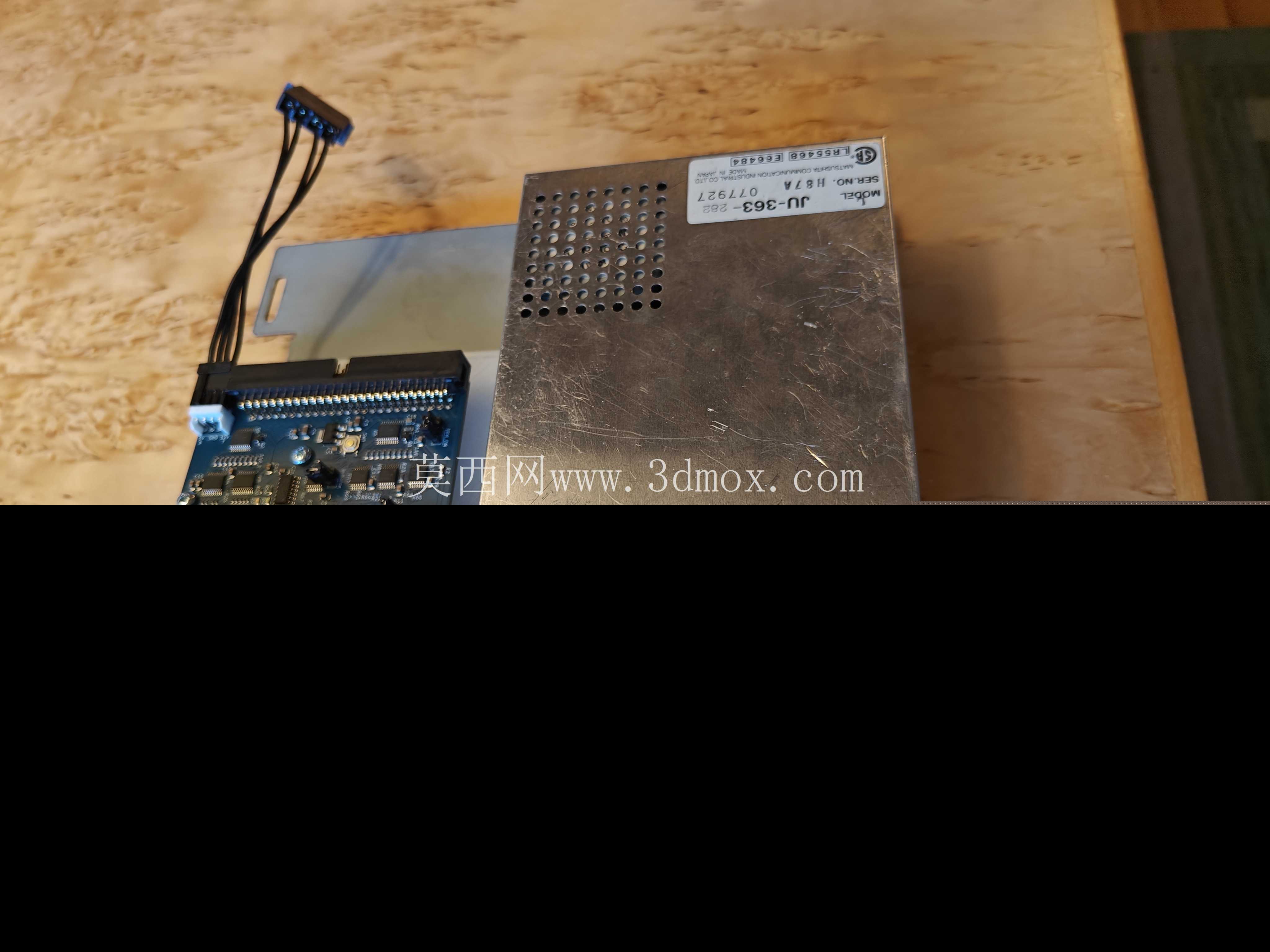 ������ Amiga 2000 �� Blue Scsi v2 ��װ��