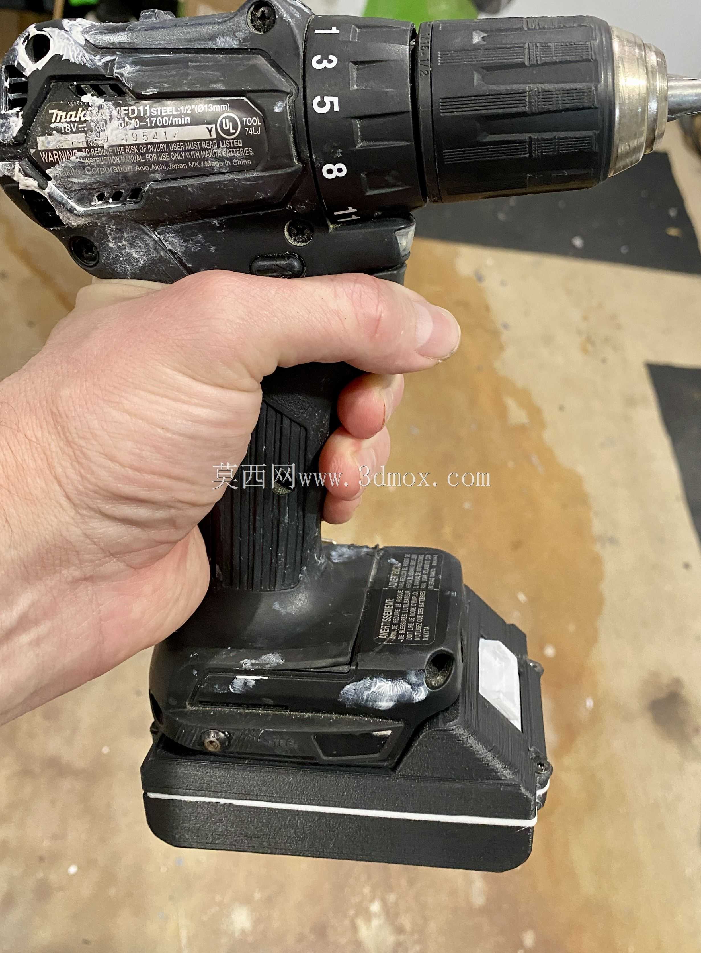 Makita���ݵ��BL1820��ʹ��21700�����4.2AH 42Amps