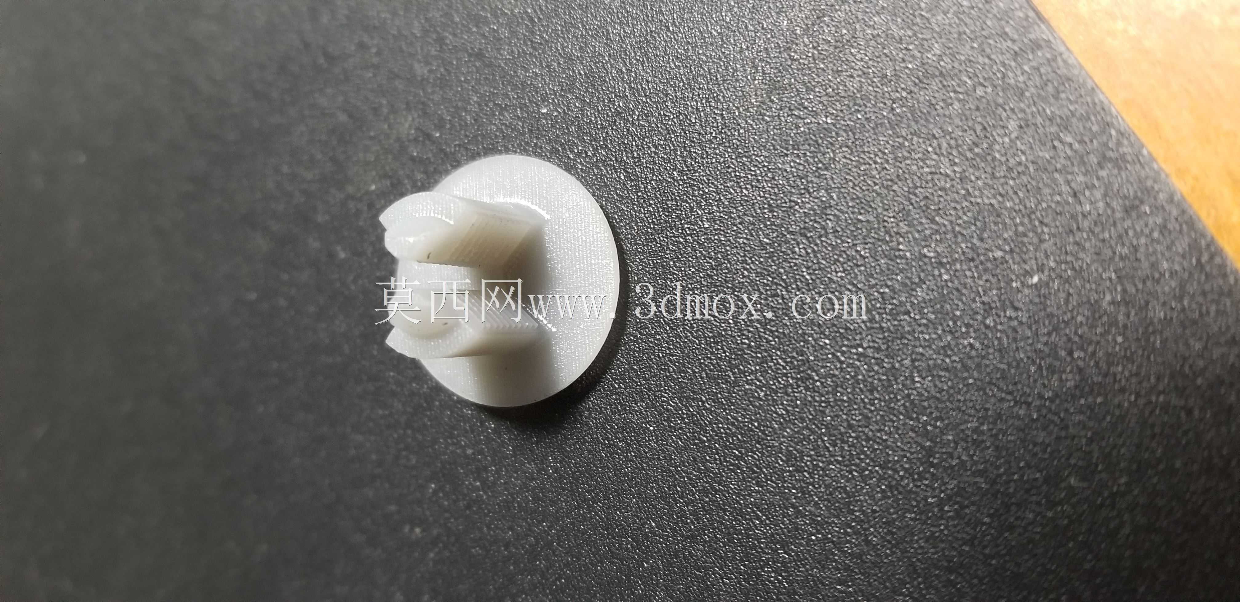 连接垫圈的棘轮铆钉