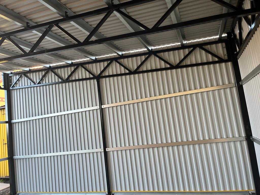 轻钢结构车库 - 4m x 6m H=3,5m