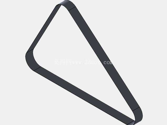 将销钉插入塑料产品